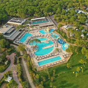 Mediterraneo Village Каваллино