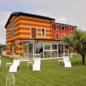 Corte Caselle Bed & Breakfast